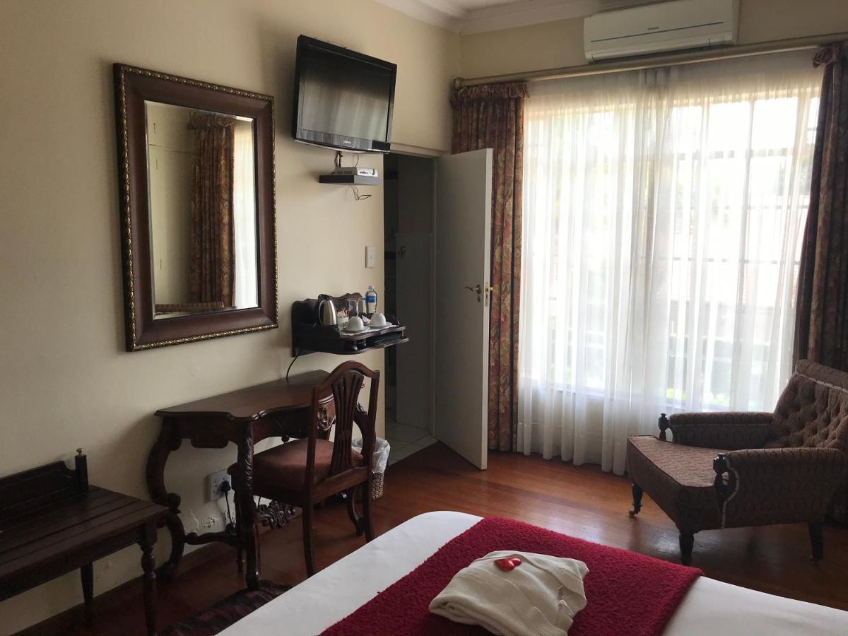 Brooklyn Place Pretoria Ngoại thất bức ảnh