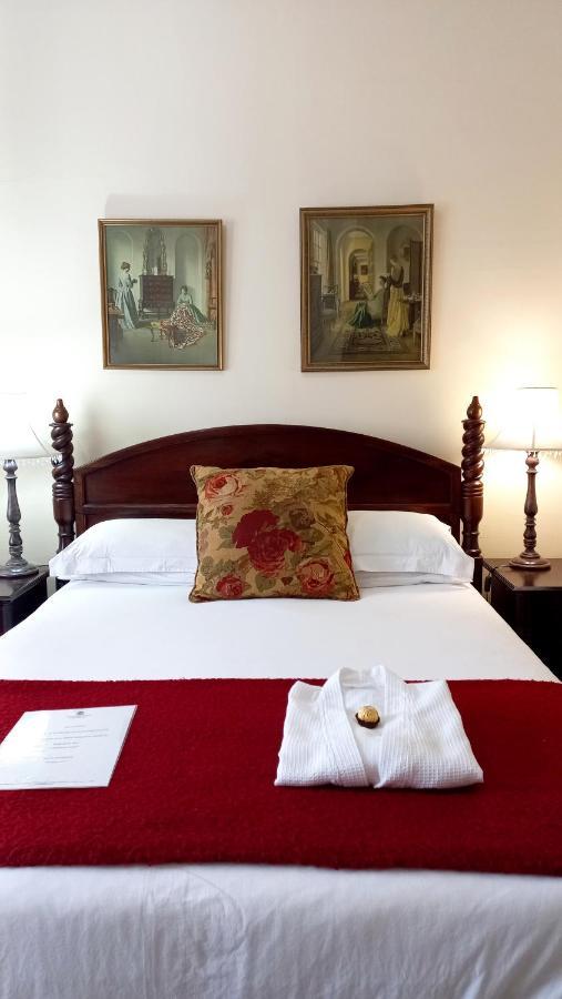 Brooklyn Place Pretoria Ngoại thất bức ảnh